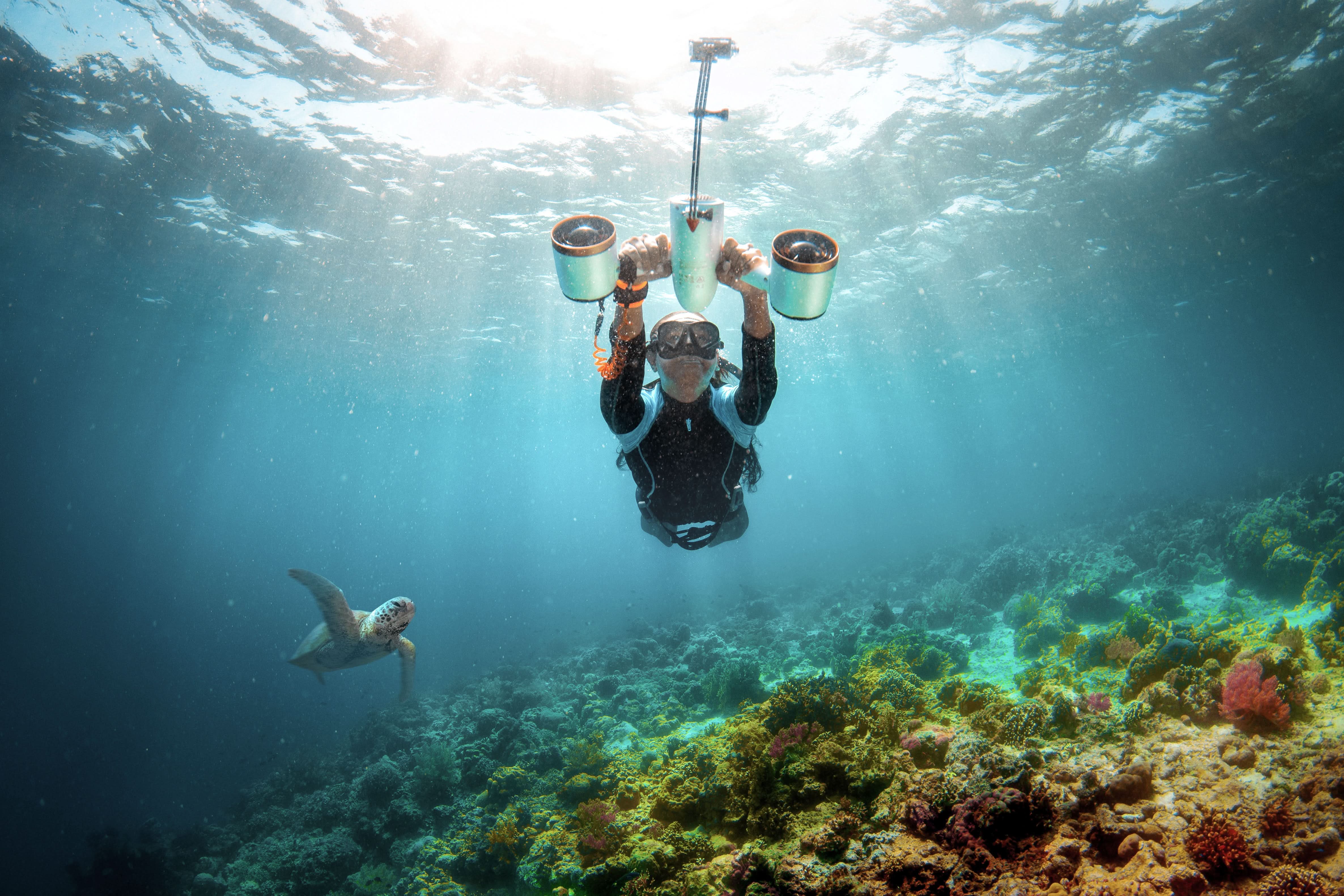 Sublue Whiteshark MixPro – Underwater Scooter for Diving and Snorkeling